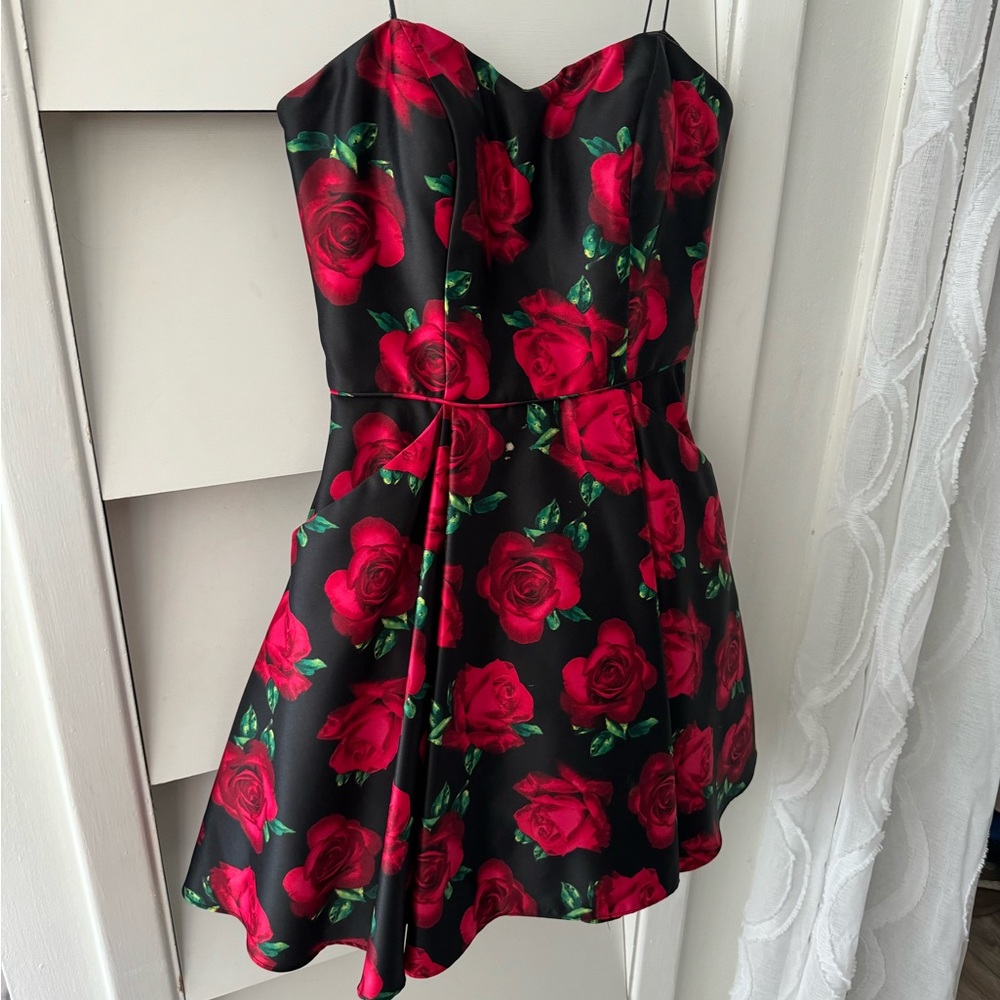 rose patterned dress, from windsor, size 5, homecoming dress